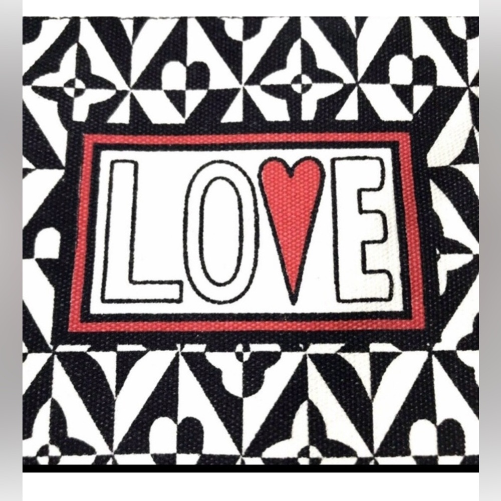 Authentic BRIGHTON Black and White LOVE jewelry/makeup bag NWOT - Picture 6 of 10